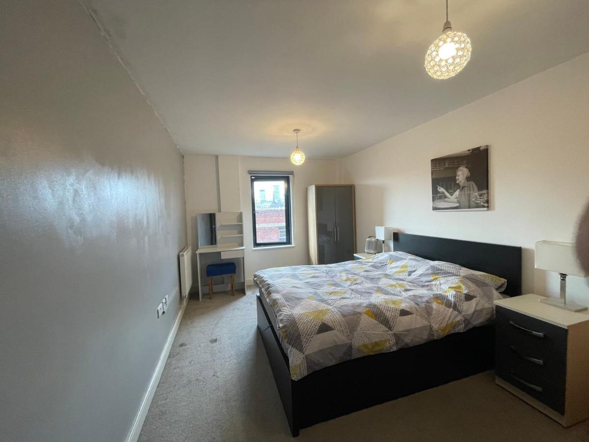 Modern Apartment Near Bullring Birmingham Buitenkant foto